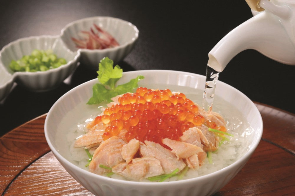 【北海道直送】 三協水産 鮭と桜鱒のだし茶漬け 【全国送料込】(沖縄・離島除く)