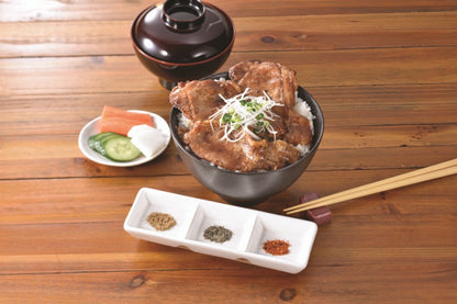 オリエンタルフーズ×なないろキッチン 北海道産豚丼4食セット（3種の香辛料付）